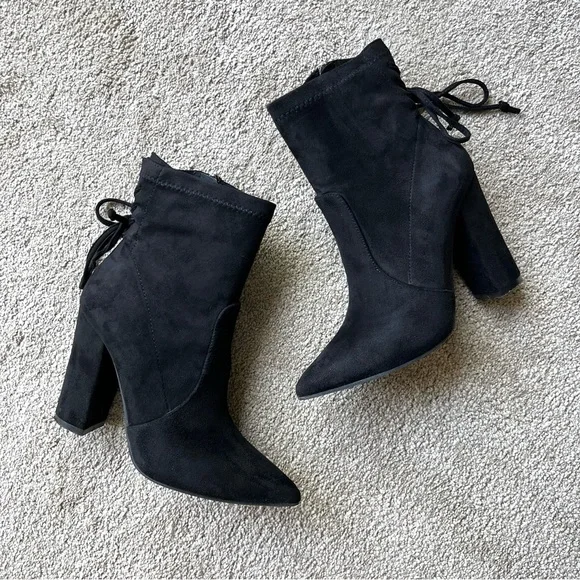 Catherine Malandrino Black Pointed Toe Sock Boots with Lace-Up Tie - Picture 1 of 4